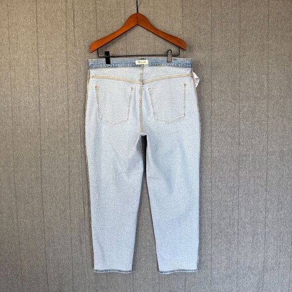 Madewell The Perfect Vintage Straight Jeans Exposed Button Fly: Sedalia Wash - Picture 10 of 15
